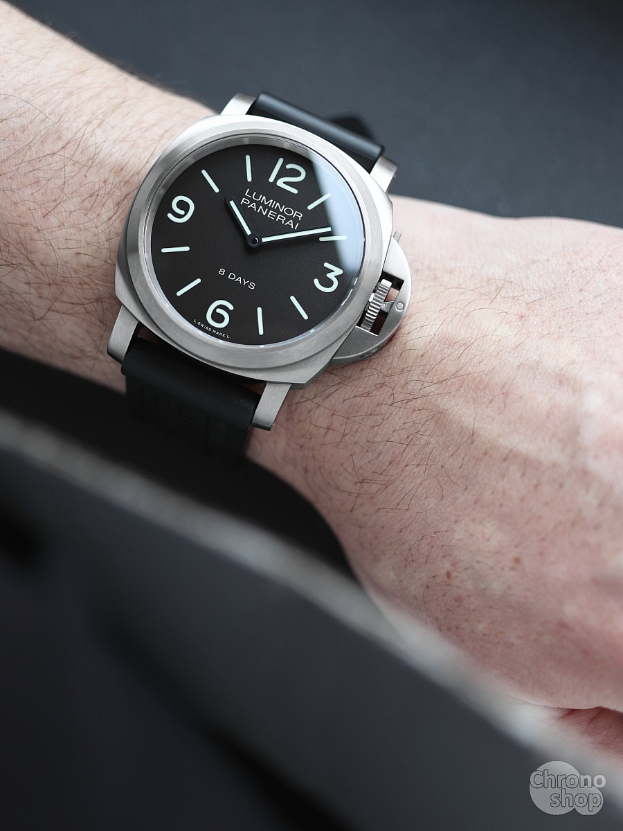 Panerai pam00562 clearance