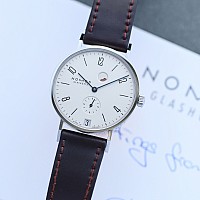 Nomos Tangente Datum Gangreserve KOMISE 420200023