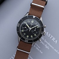 Heuer 1550 SG „ Bundeswehr” KOMISE 420200035