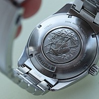 Eterna Kontiki Four Hands Automatik KOMISE 420210038