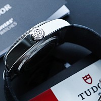 Tudor Black Bay Steel KOMISE 420210049