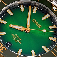 Oris Aquis Date Calibre 400 01 400 7769 6357-07 8 22 09PEB